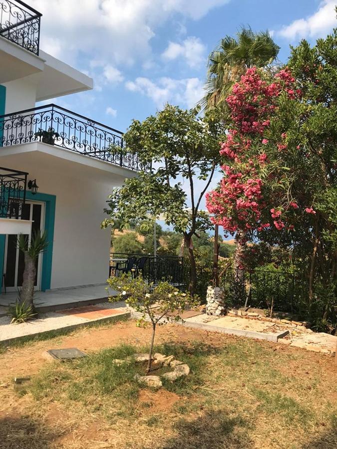 Kessaris Apartments Chrani Exterior photo